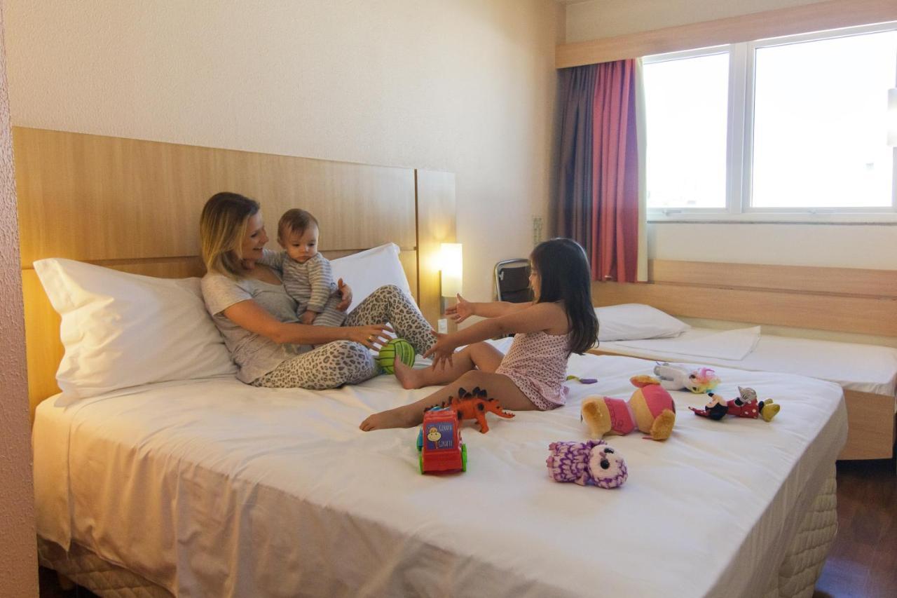 Hotel Ibis Caxias Do Sul Exterior foto