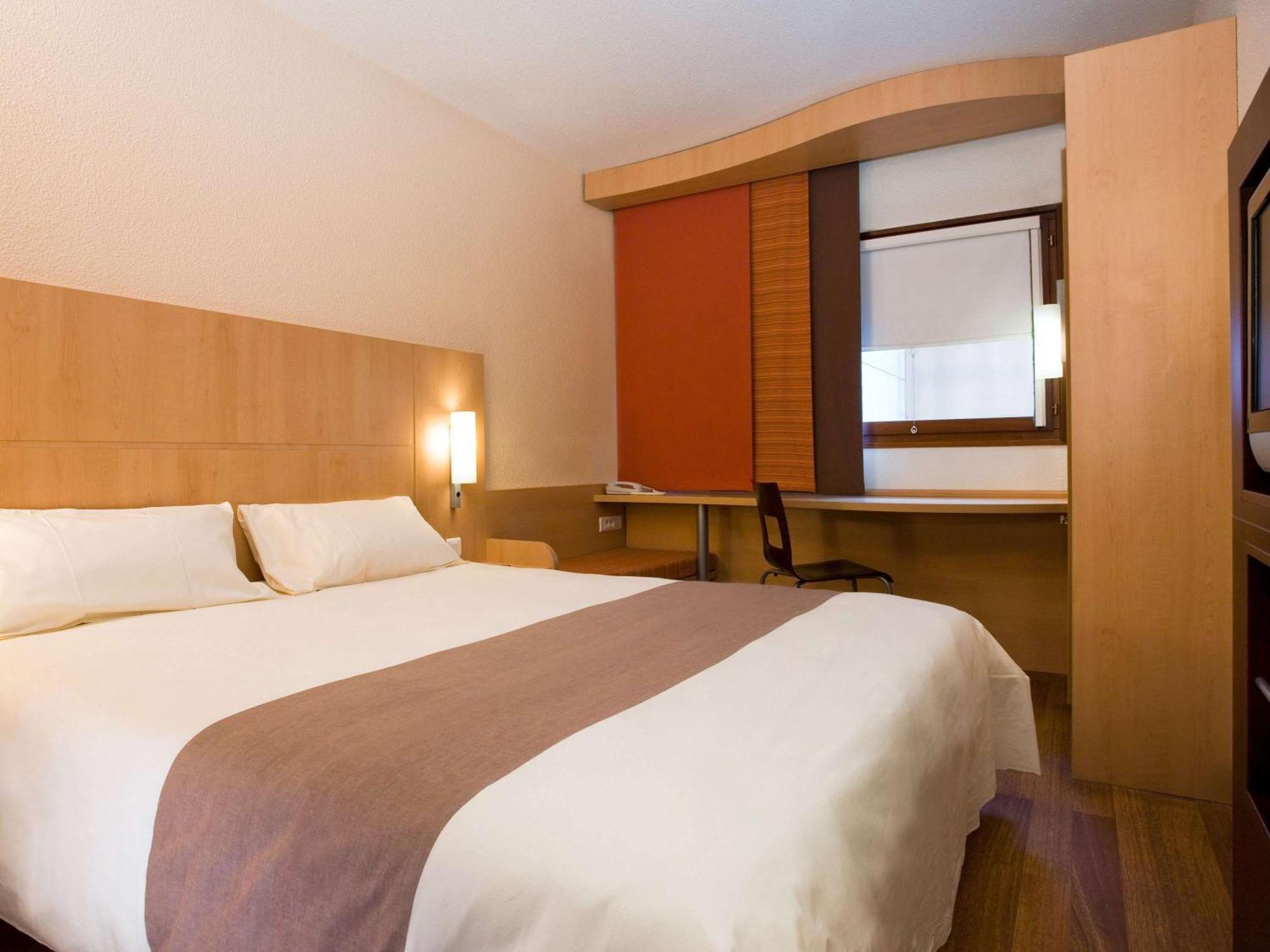Hotel Ibis Caxias Do Sul Exterior foto