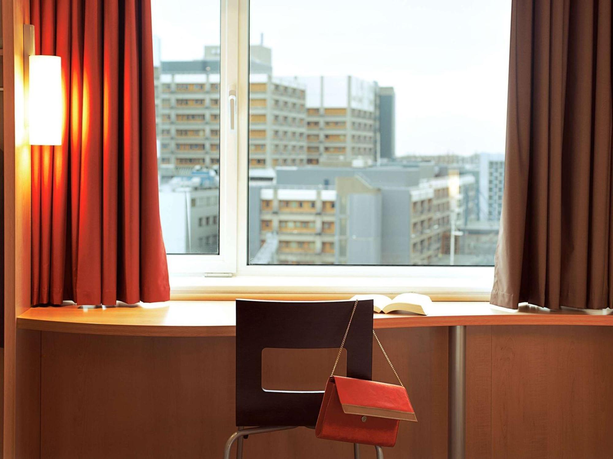 Hotel Ibis Caxias Do Sul Exterior foto